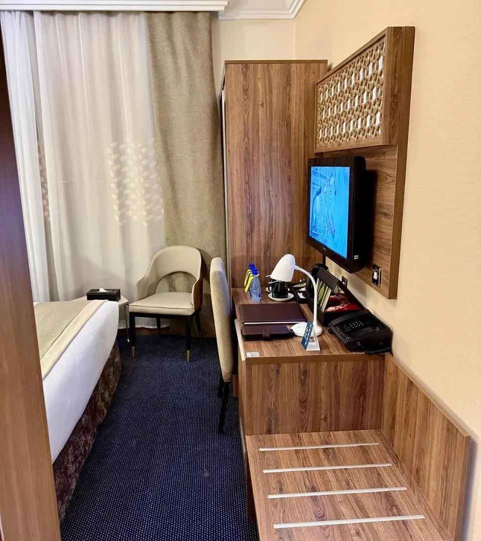 Golden Tulip Al-Zahabi Hotel Medina 3*,
