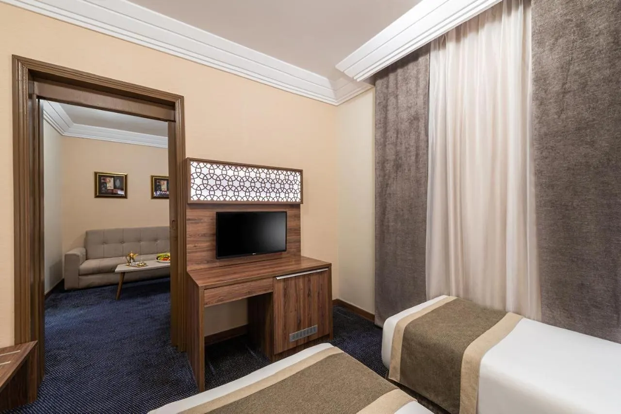 Golden Tulip Al-Zahabi Hotel Medine 3*,  Suudi Arabistan
